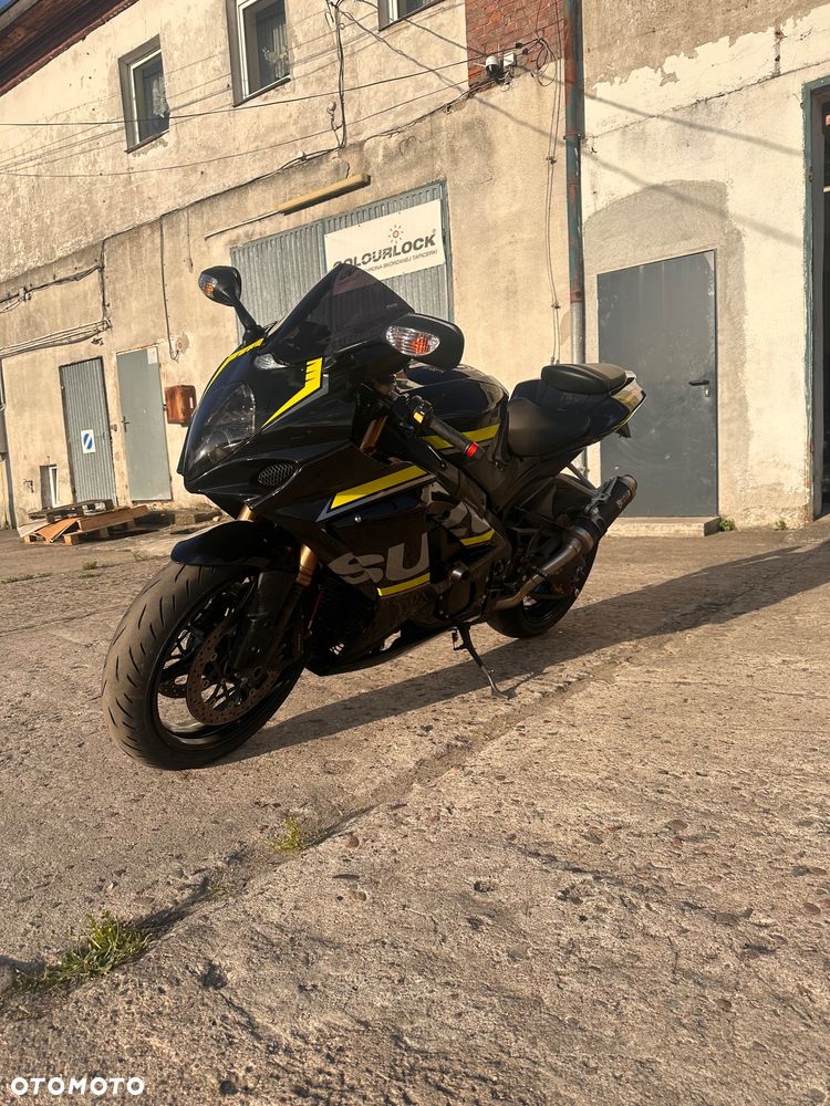 Suzuki GSX-R - 8