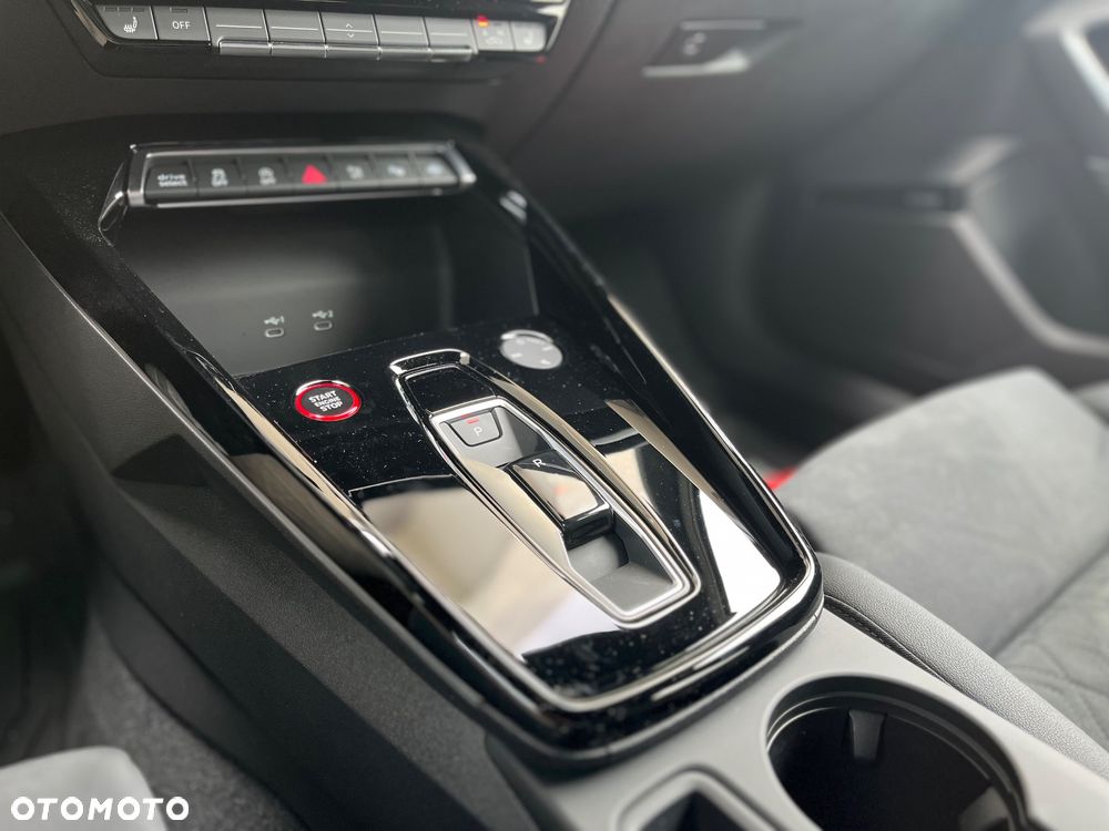 Audi RS3 Sportback - 16