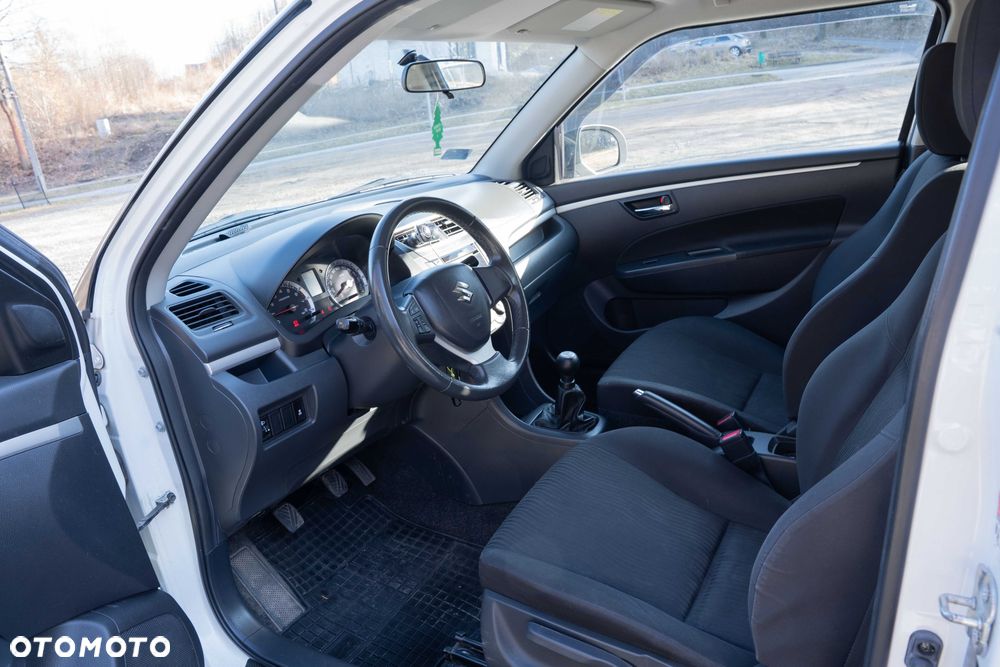 Suzuki Swift - 7