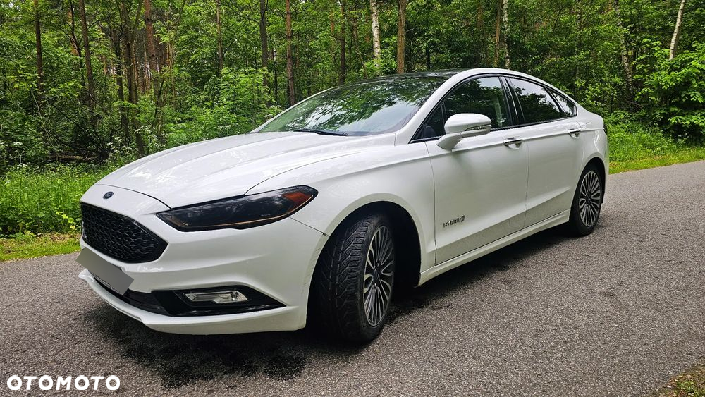 Ford Mondeo 2.0 Hybrid Titanium - 4