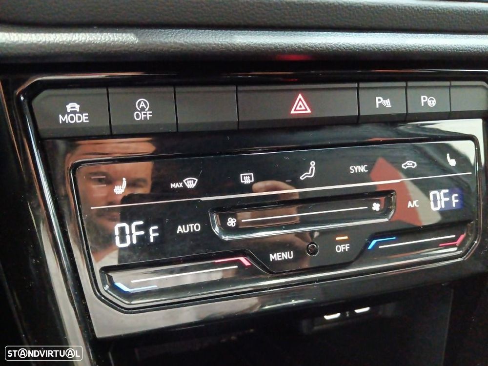 VW T-Roc - 28