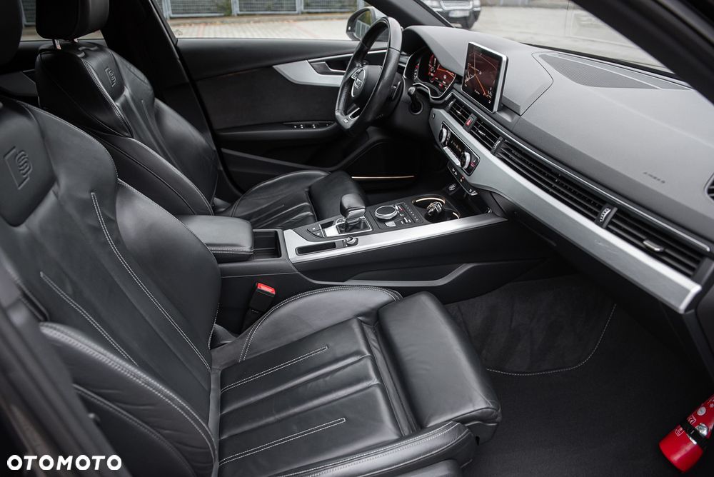 Audi A4 Avant 2.0 TDI ultra S tronic design - 34