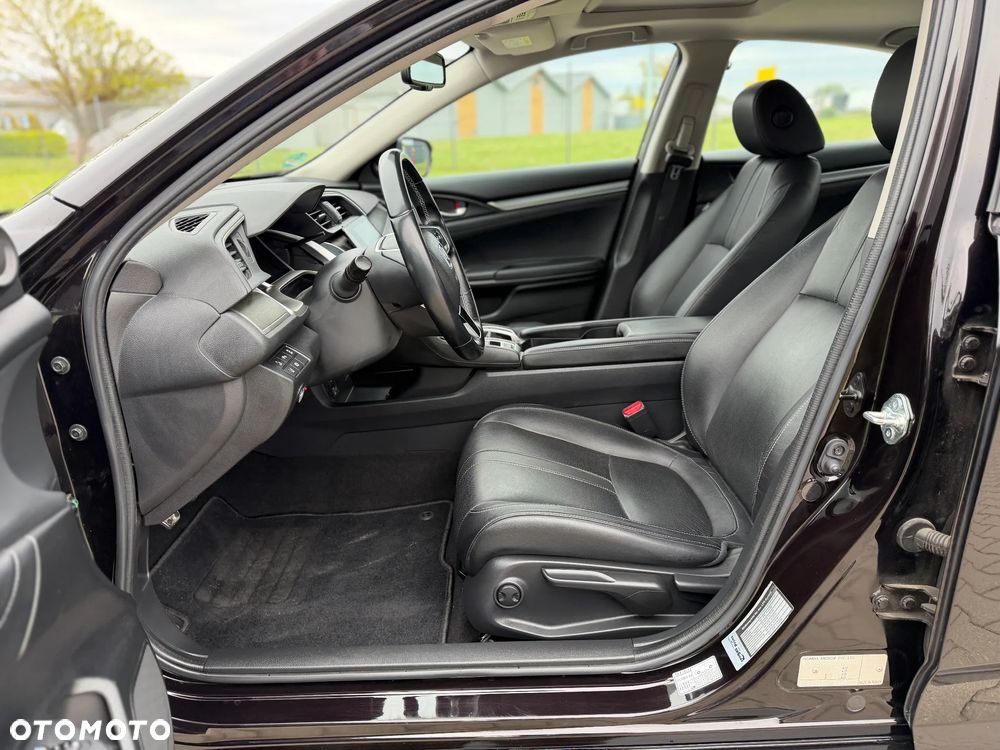 Honda Civic 1.5 i-VTEC Turbo Executive - 16