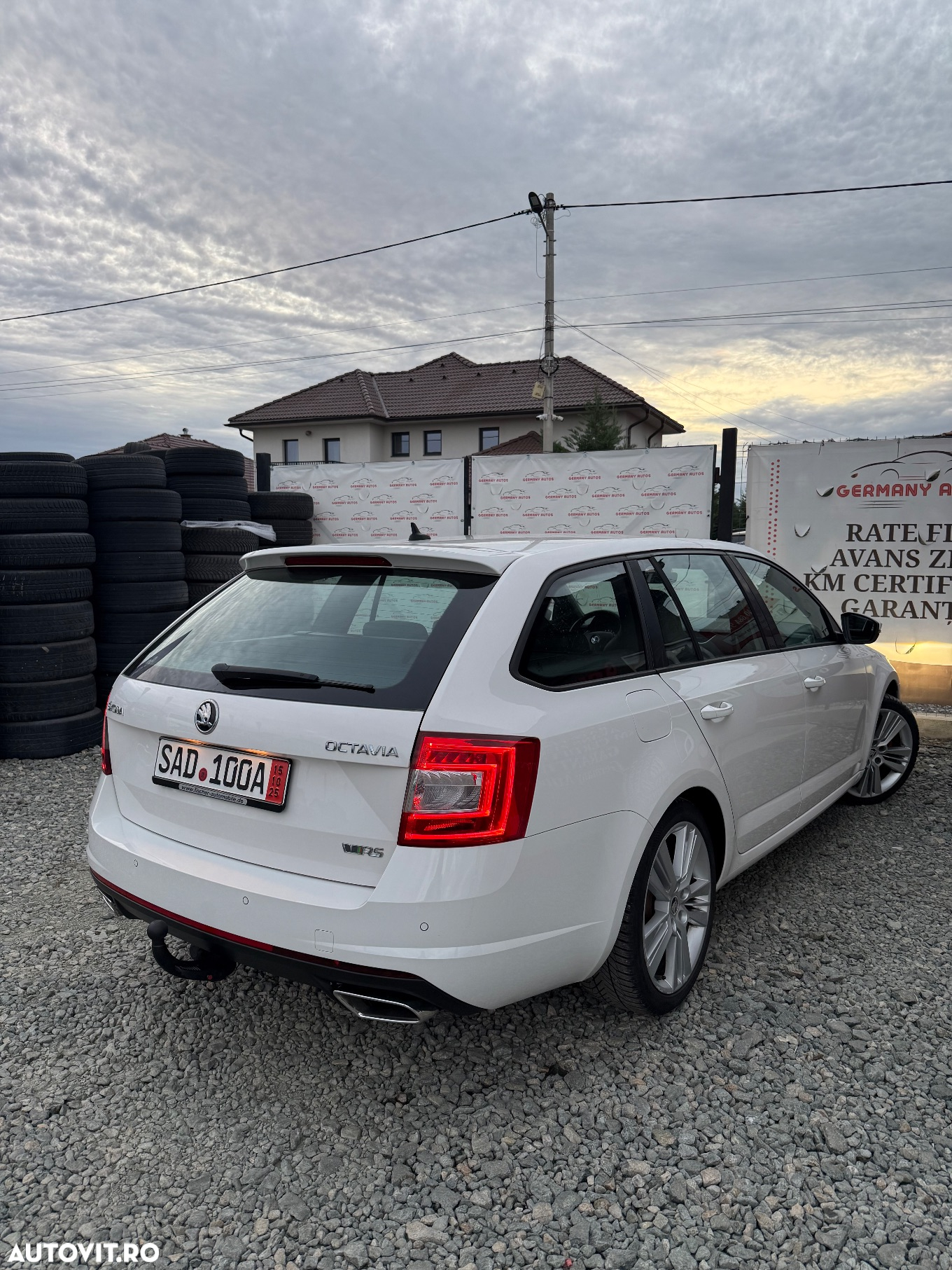 Skoda Octavia 2.0 TDI DSG RS - 4