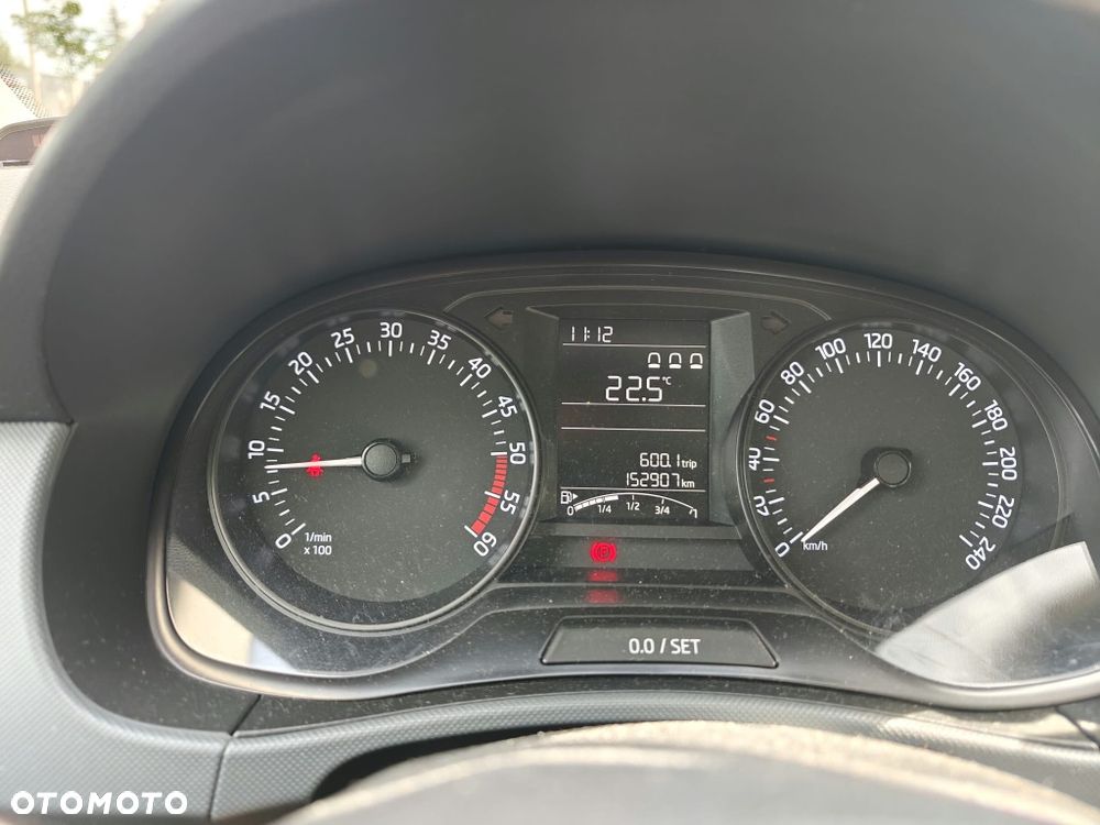 Skoda Fabia - 8