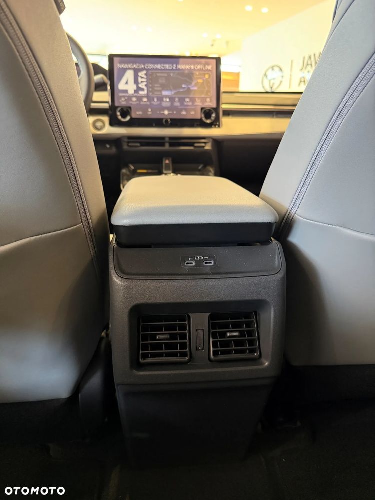 Toyota C-HR+ 77kWh 4x4 Executive - 11