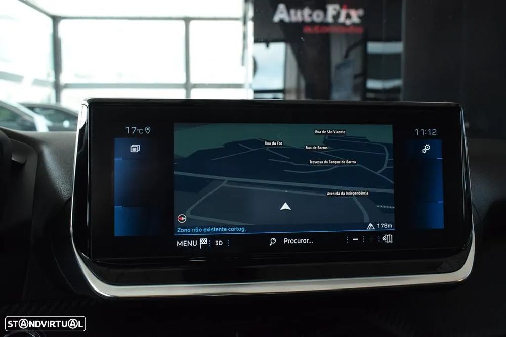 Peugeot 2008 1.5 BlueHDi Allure EAT8 - 21