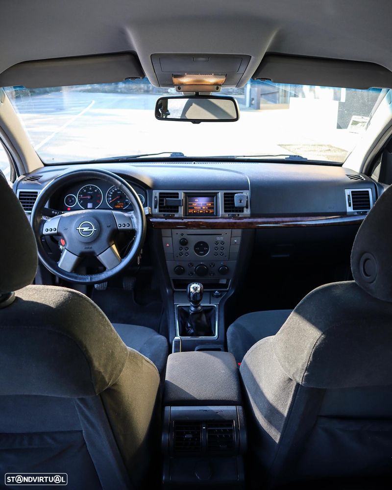 Opel Vectra Caravan 2.2 DTi Elegan. - 10