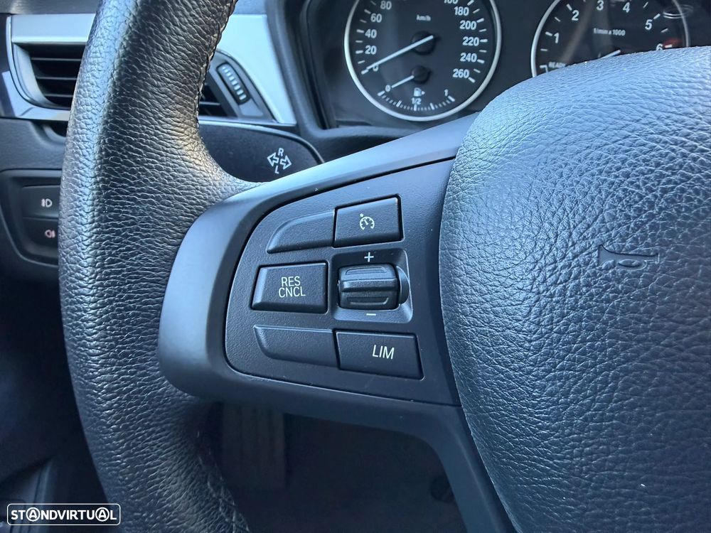 BMW X1 sDrive18i Advantage - 15