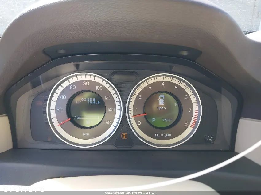 Volvo XC 70 - 7