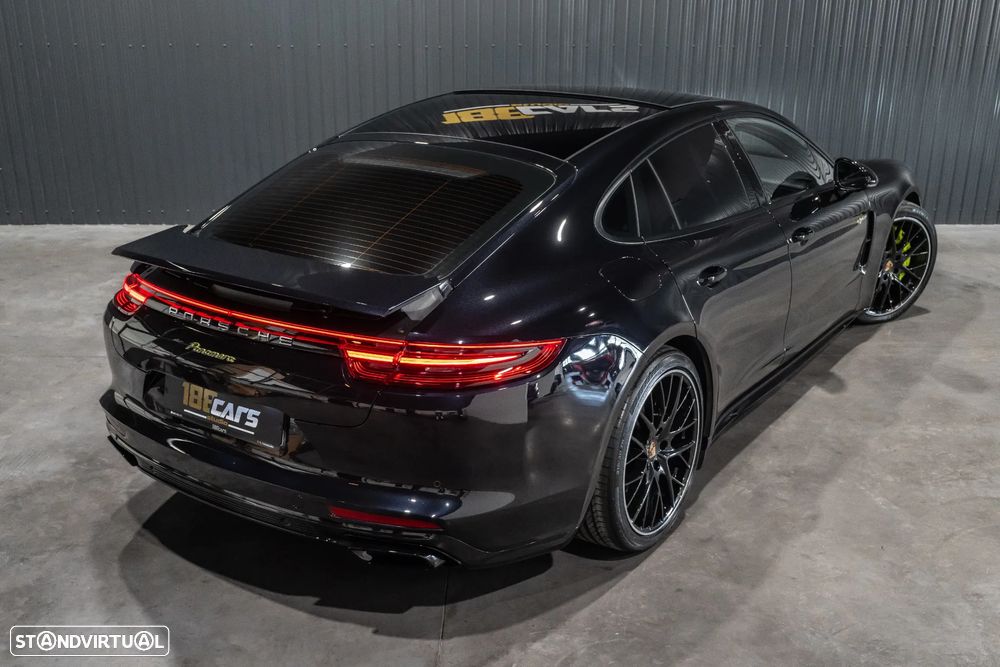 Porsche Panamera 4 E-Hybrid Platinum Edition - 54