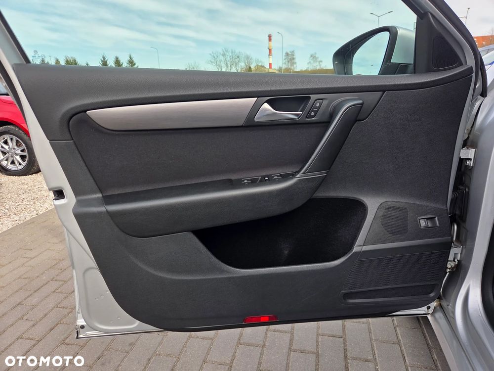 Volkswagen Passat 1.4 TSI BlueMotion Technology Highline - 36