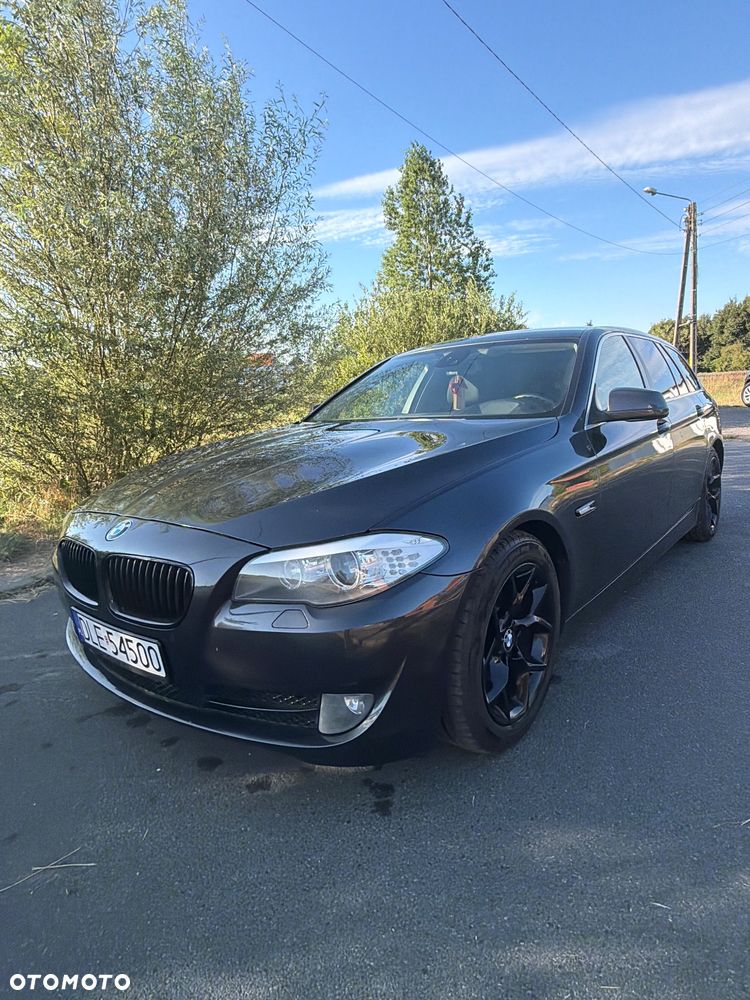 BMW Seria 5 ver-520d - 1