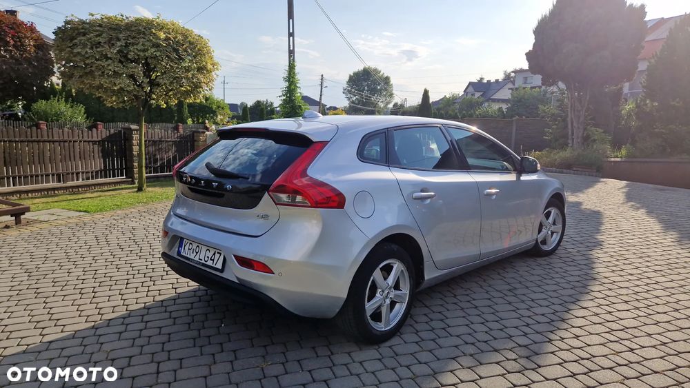 Volvo V40 D2 Kinetic - 8