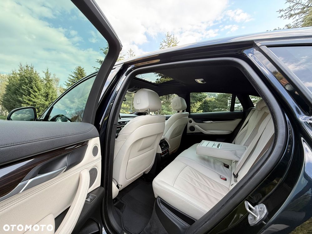 BMW X6 M50d - 23