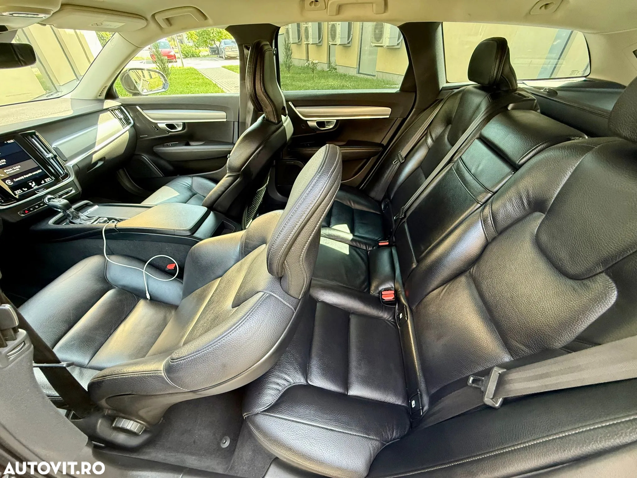 Volvo V90 D3 Geartronic Momentum Pro - 7