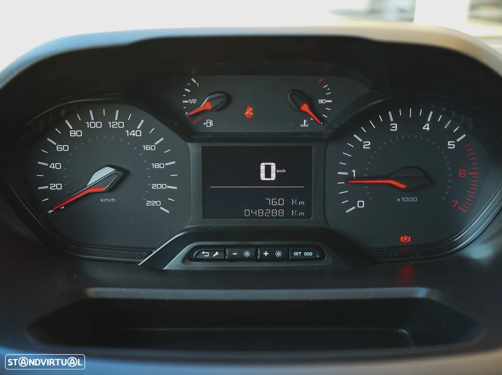 Peugeot PARTNER MONOSPACE 1.5 BLUEHDI 100 - 11