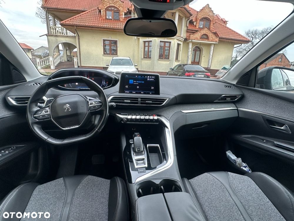 Peugeot 5008 - 19