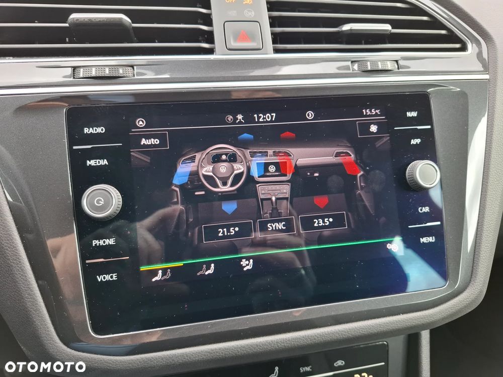 Volkswagen Tiguan 2.0 TDI SCR DSG Life - 23
