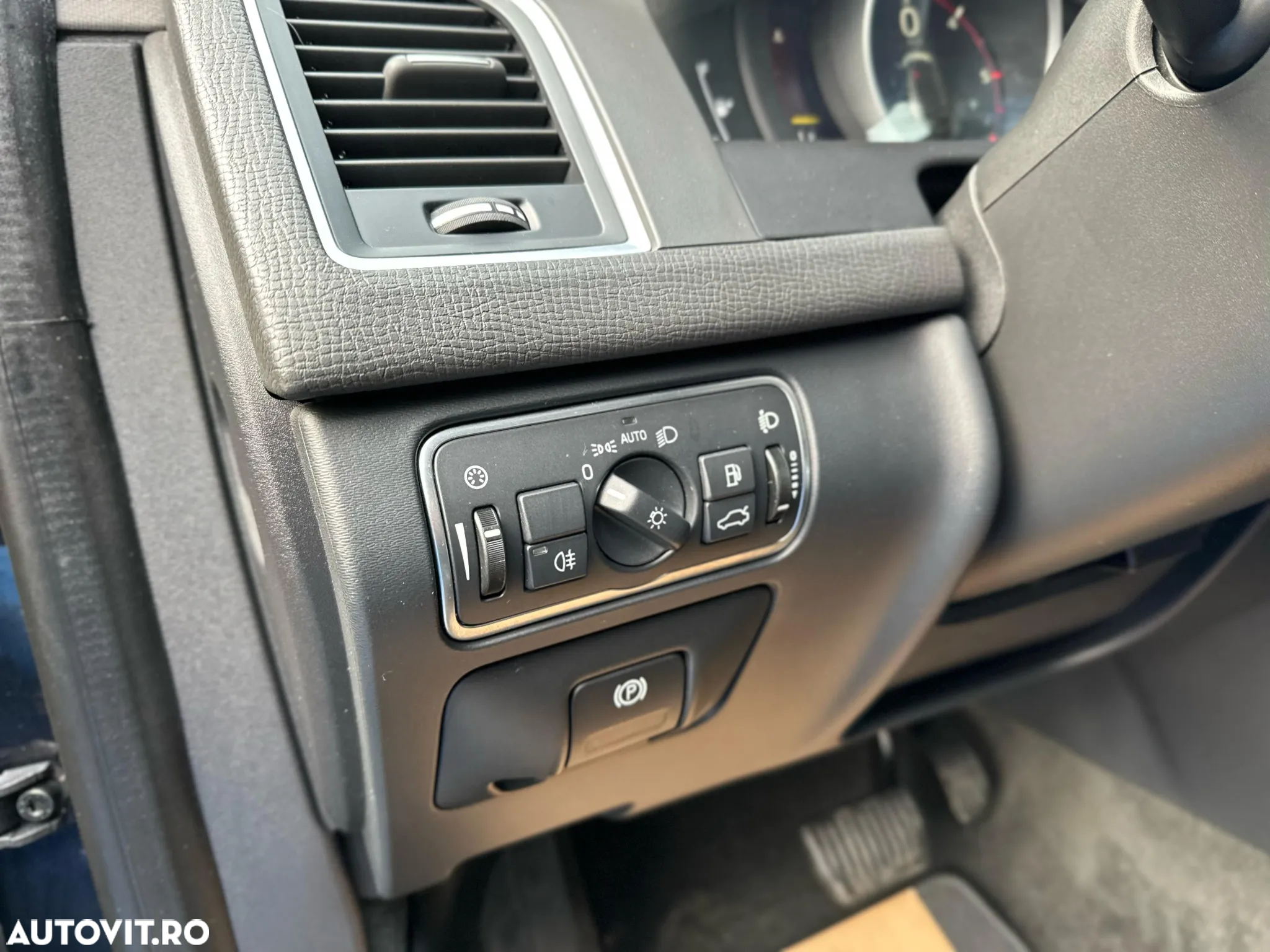 Volvo XC 60 - 14