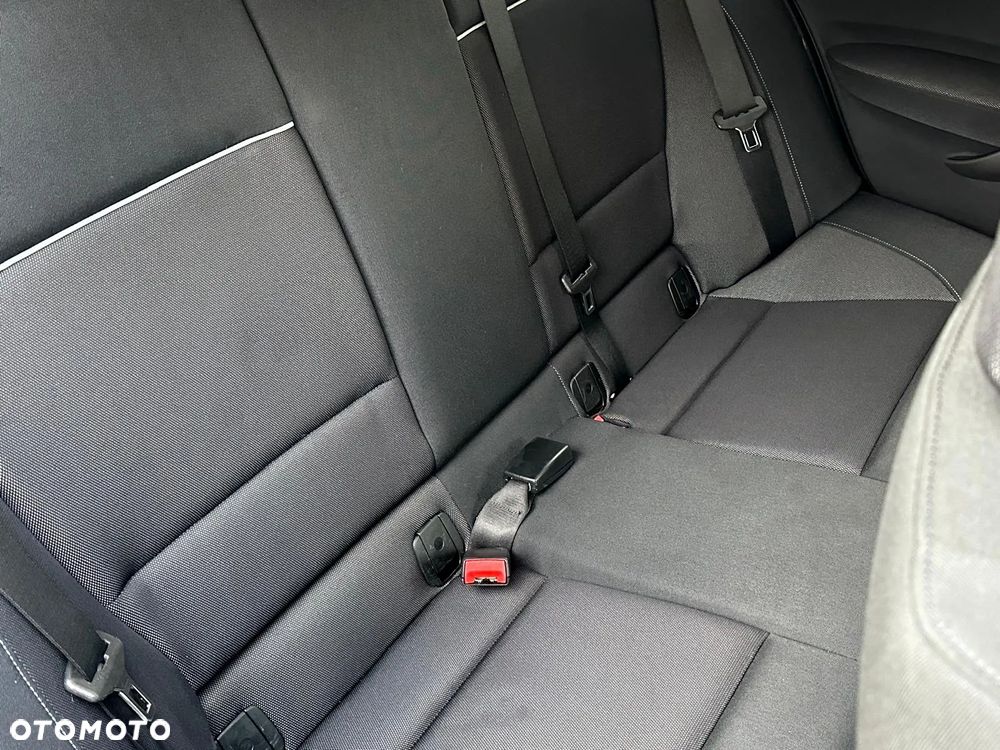 BMW Seria 1 118i - 10