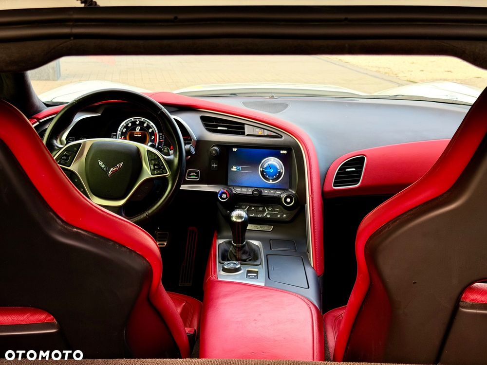 Chevrolet Corvette - 27