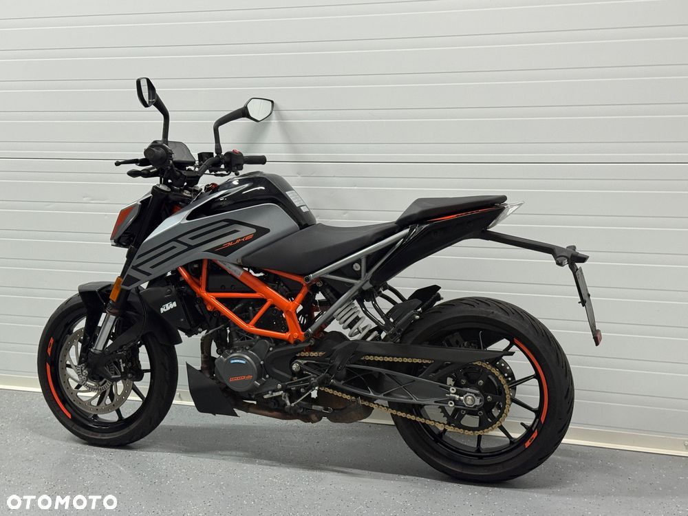 KTM Duke - 16