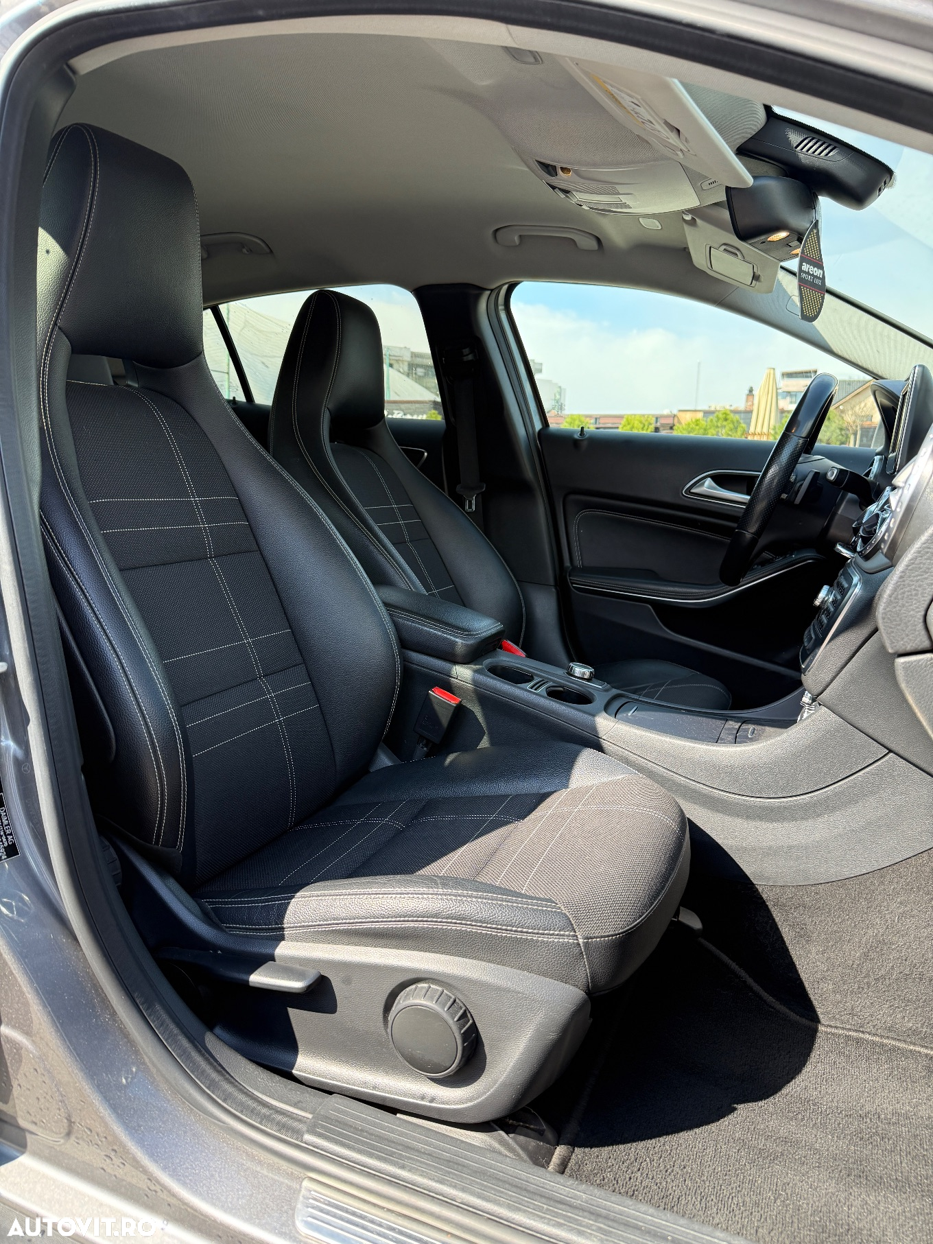 Mercedes-Benz GLA 180 (CDI) d 7G-DCT - 14