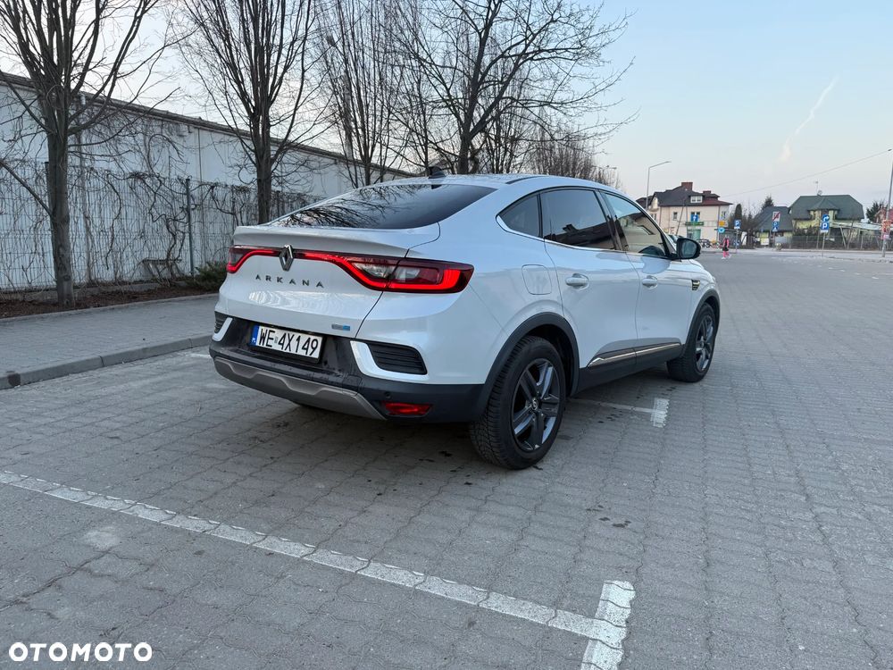 Renault Arkana 1.6 E-TECH Intens MMT - 4