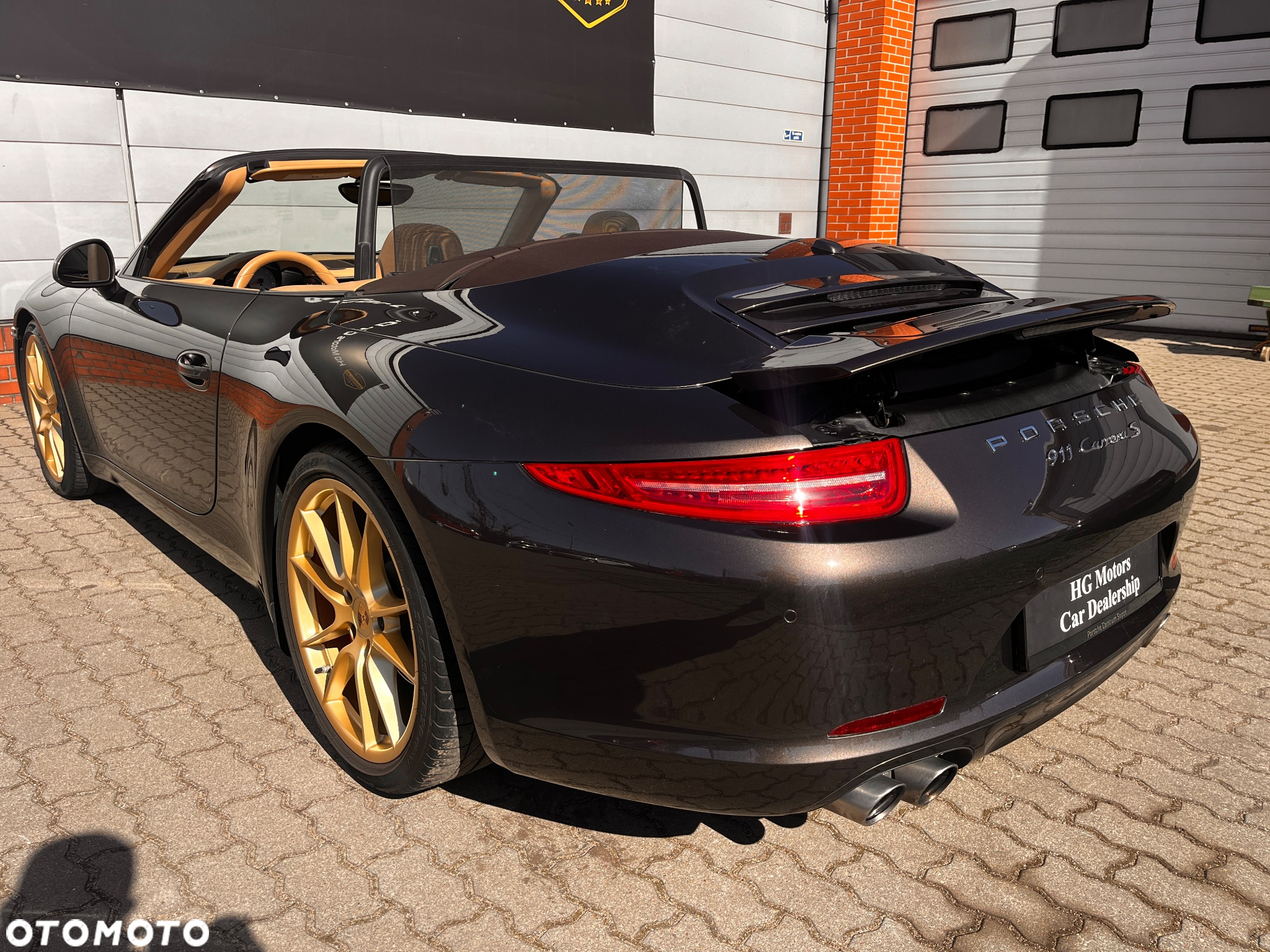 Porsche 911 Carrera S Cabrio - 10