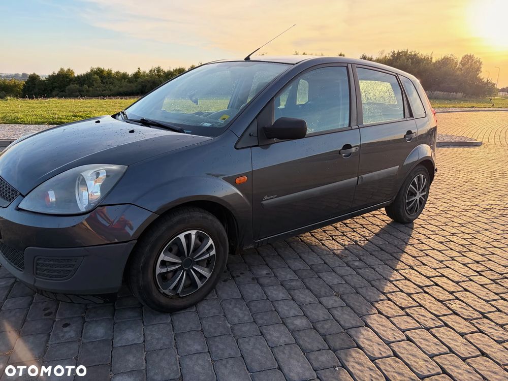 Ford Fiesta - 3