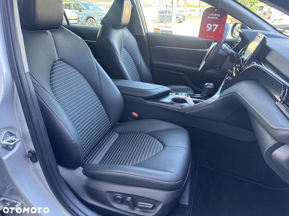 Toyota Camry 2.5 Hybrid Prestige CVT - 15