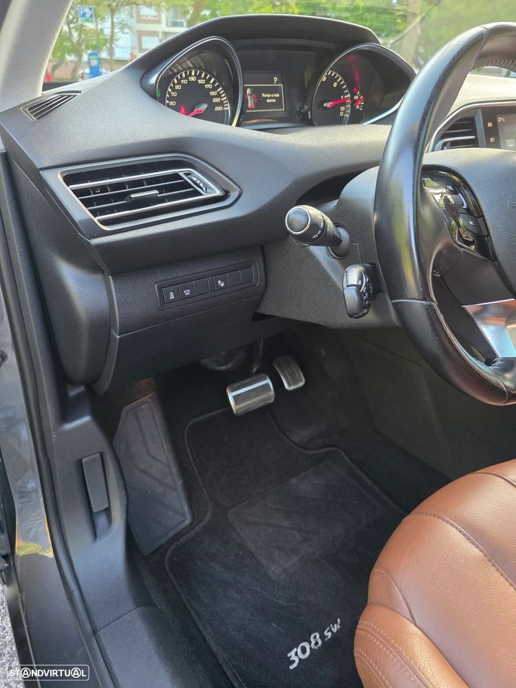 Peugeot 308 SW BlueHDi 120 EAT6 Stop & Start Business-Line — fotografia 20
