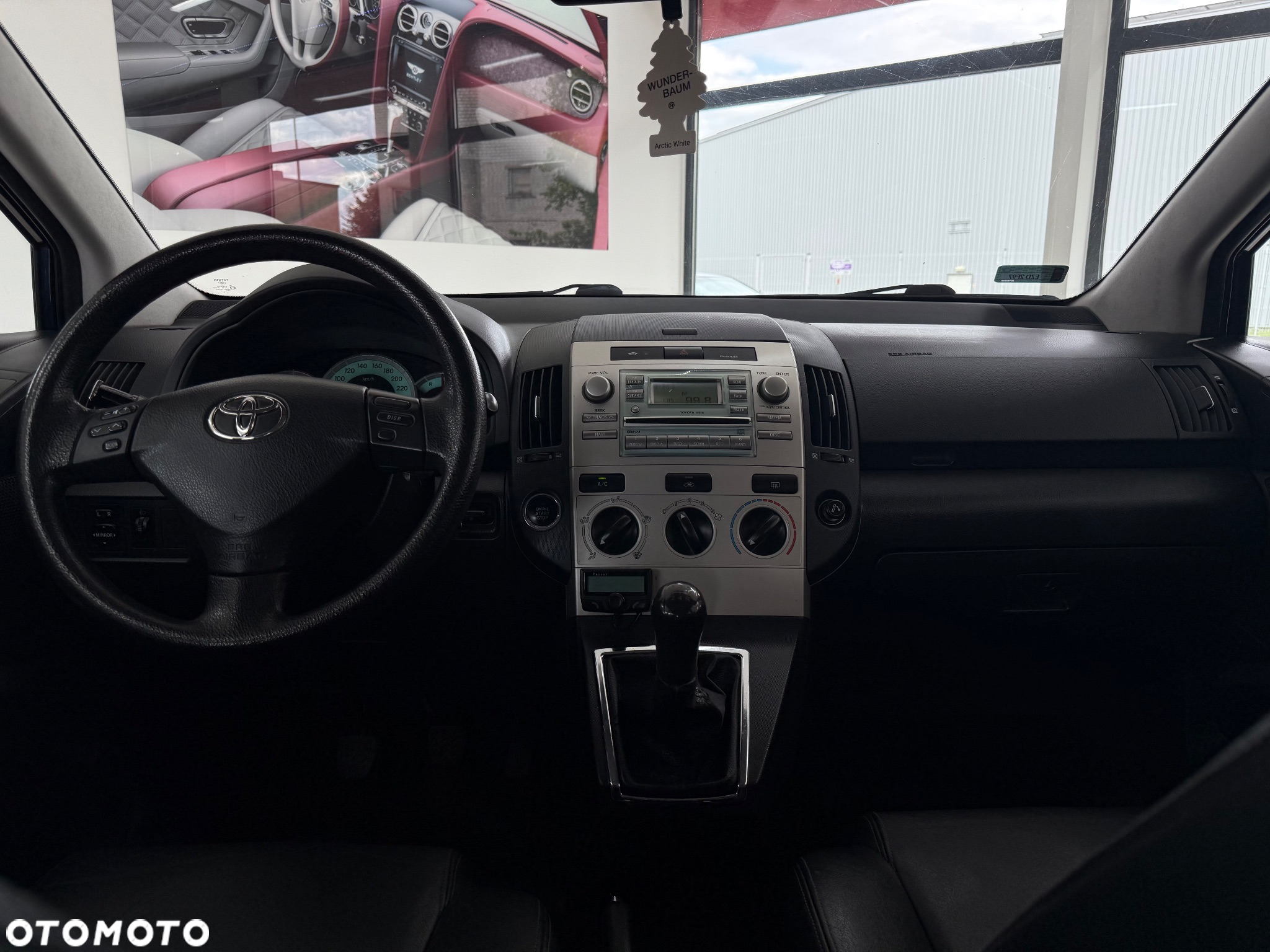 Toyota Corolla Verso 2.0 D-4D - 34