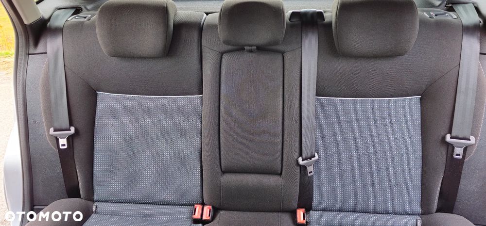 Ford Mondeo 2.0 TDCI Ambiente - 12