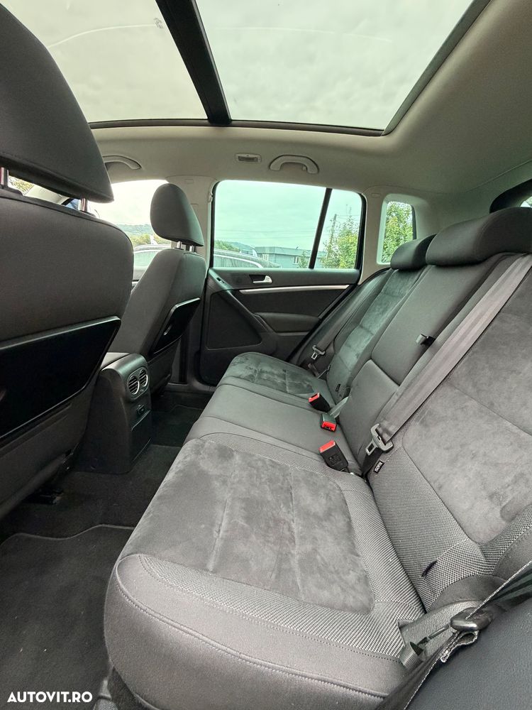 Volkswagen Tiguan - 17