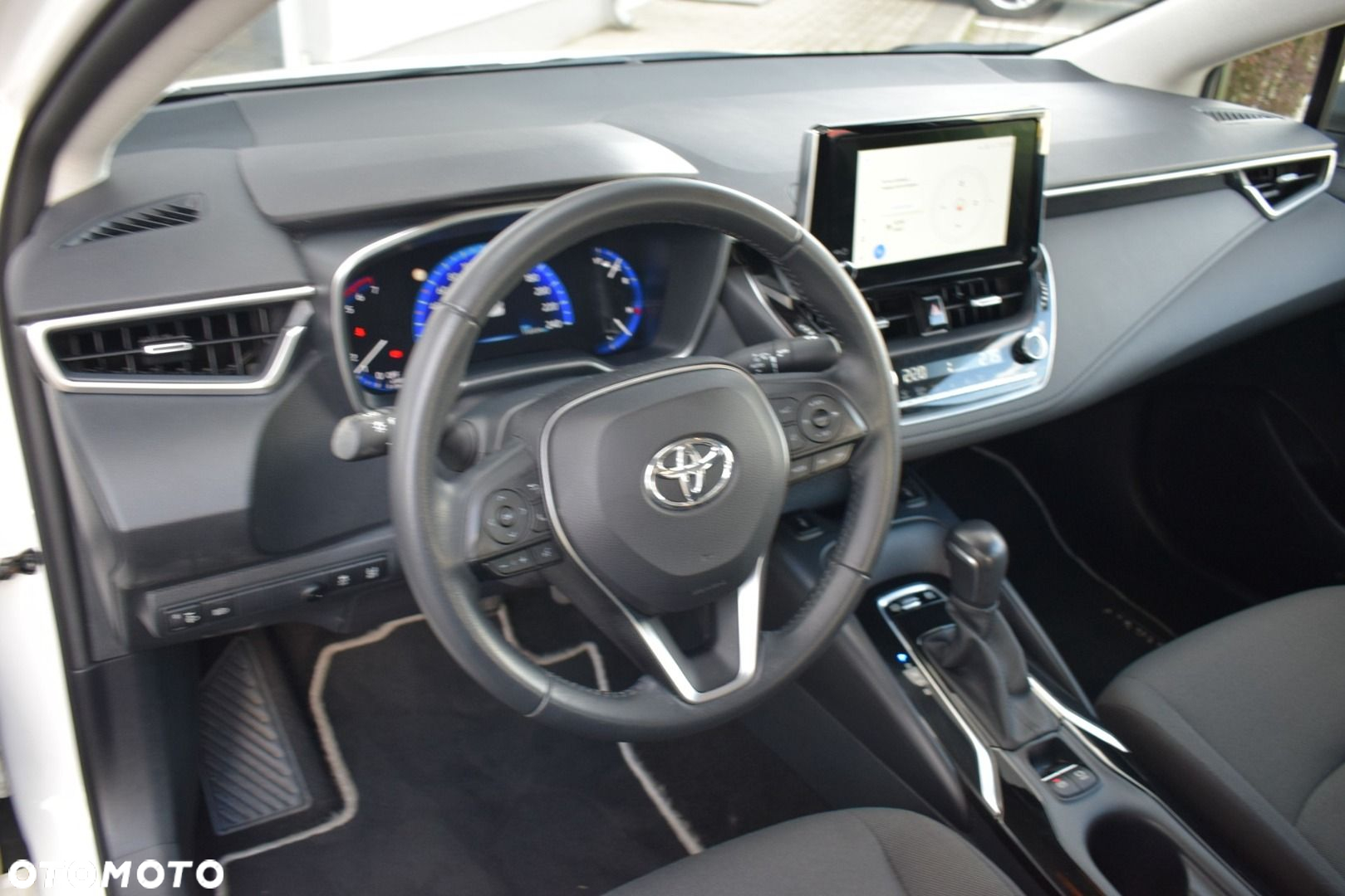 Toyota Corolla - 11