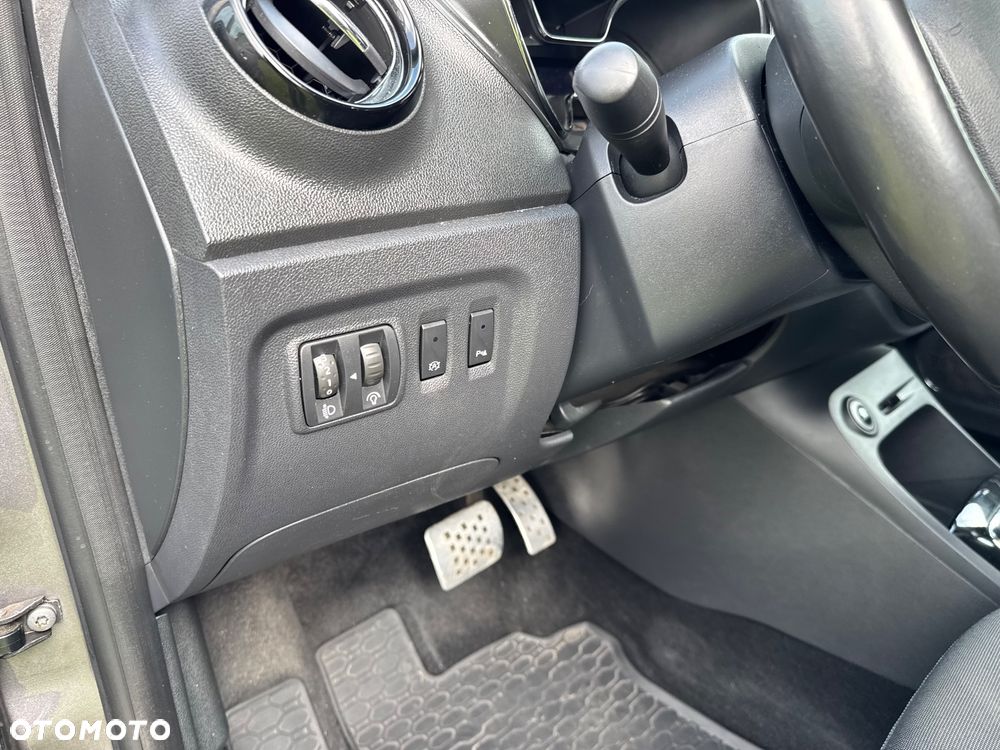Renault Captur ENERGY TCe 120 EDC Intens - 24