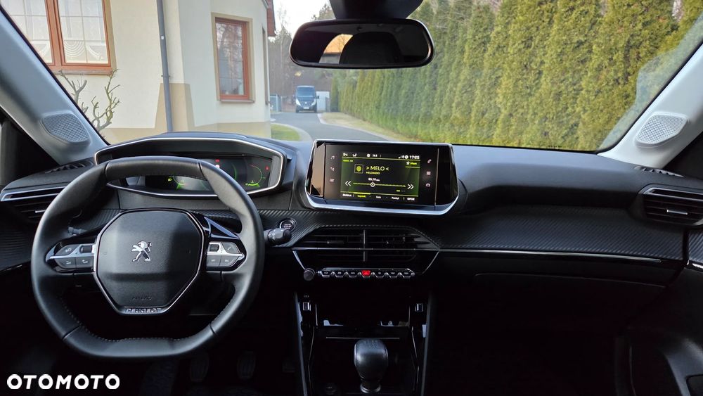 Peugeot 208 1.2 PureTech Allure S&S - 18