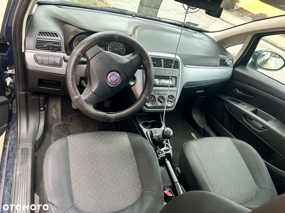 Fiat Punto 1.2 8V - 7