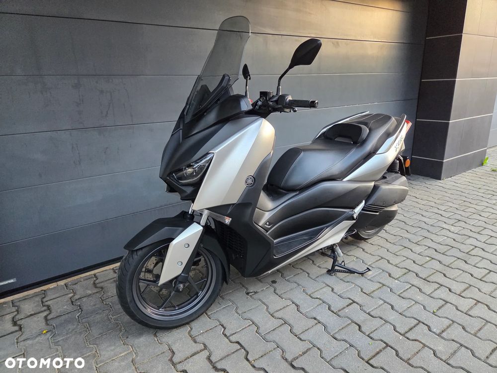 Yamaha X-max - 9