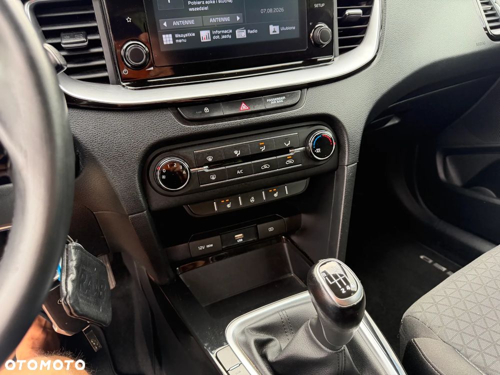 Kia Ceed 1.6 CRDi Platinum Edition - 16