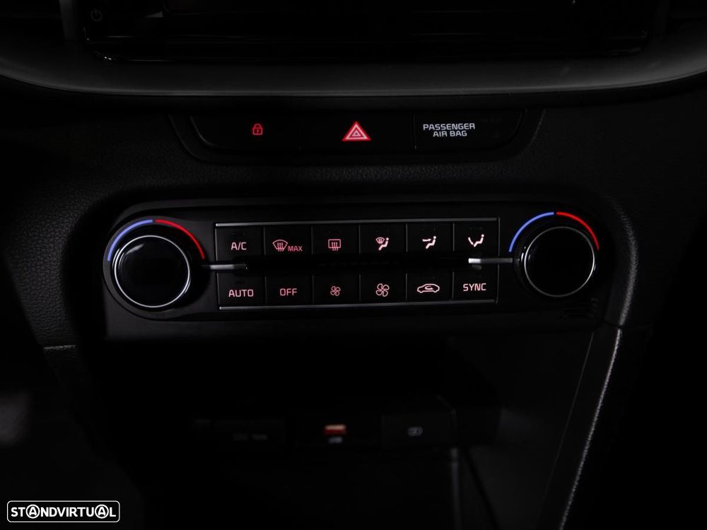 Kia Ceed 1.0 T-GDI Urban - 17