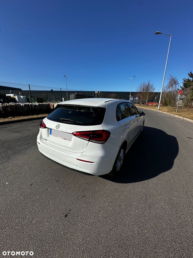 Mercedes-Benz Klasa A 180 7G-DCT Style - 4