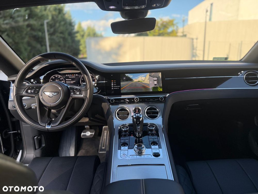 Bentley Continental GT - 12