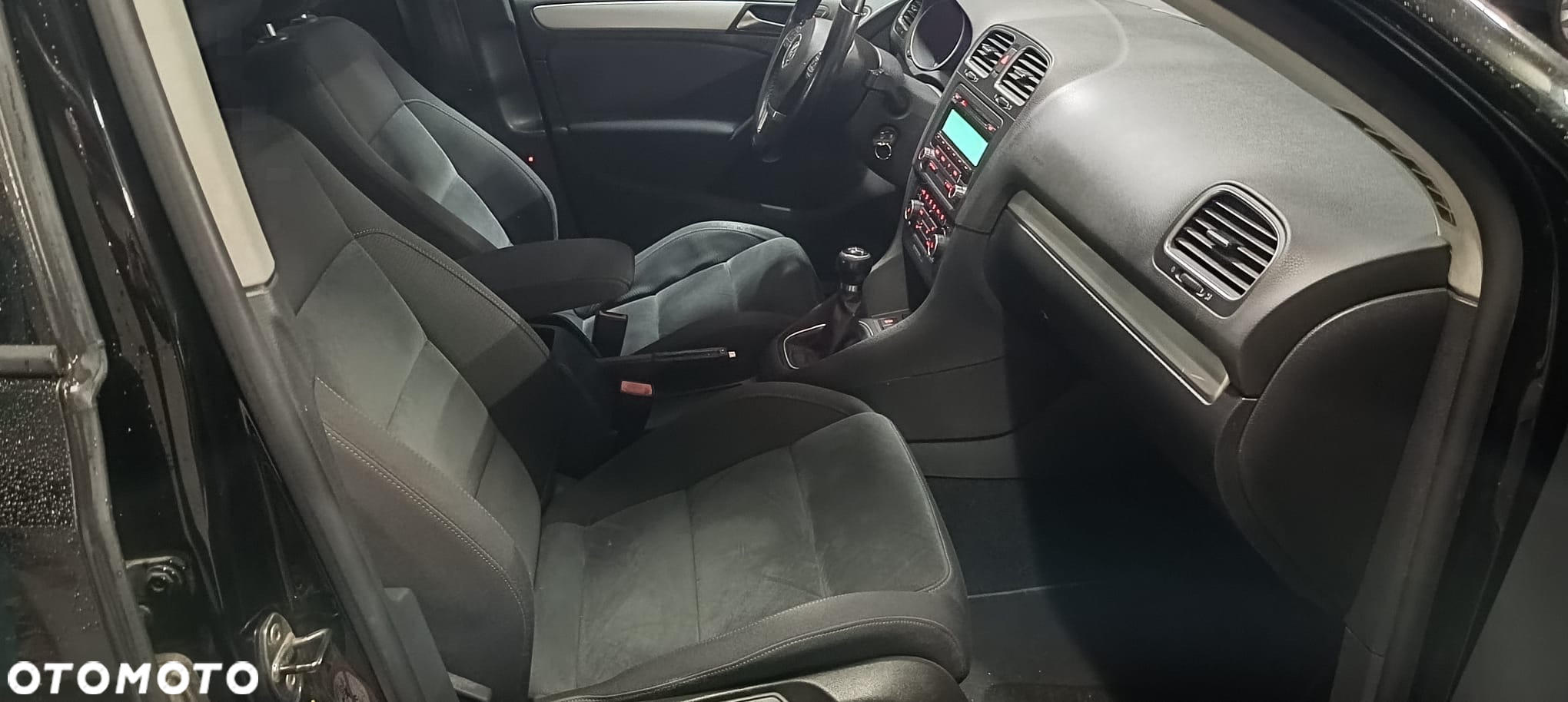 Volkswagen Golf VI 1.6 TDI Highline - 6