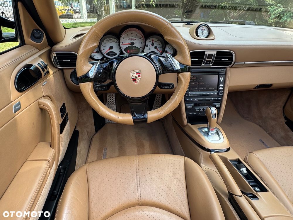 Porsche 911 Carrera S PDK - 34