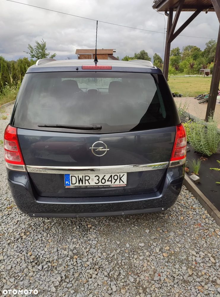 Opel Zafira - 3