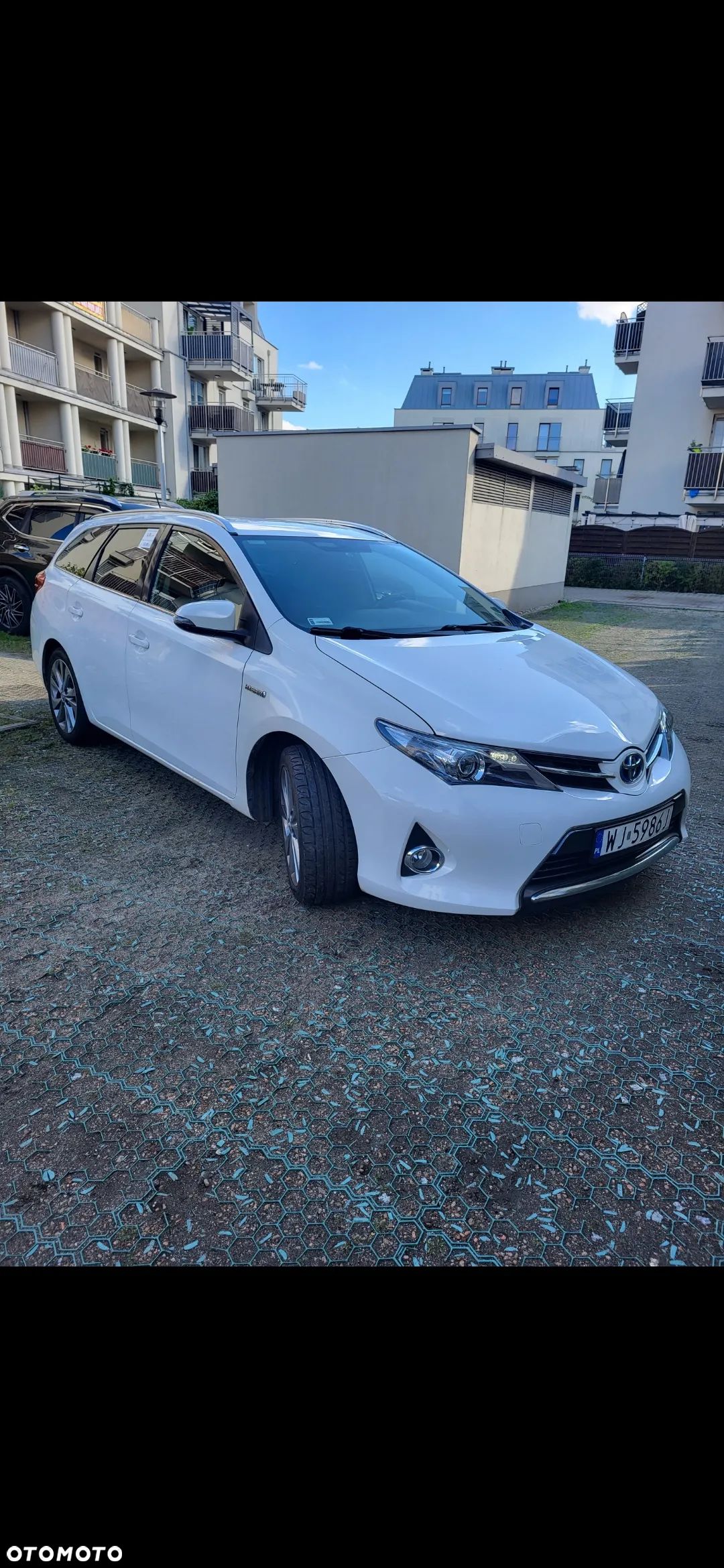 Toyota Auris 1.8 HSD Luna - 1