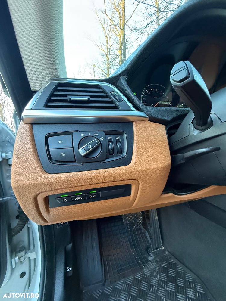 BMW Seria 3 320i xDrive AT - 14